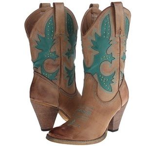 Very Volatile cowboy boots.