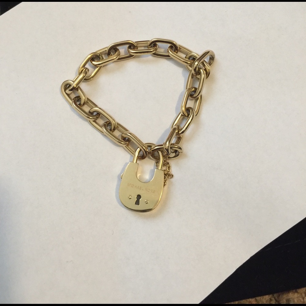 NWOT MICHAEL KORS BRACELET