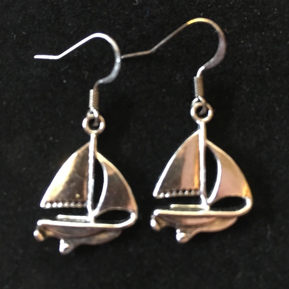 ⚓️Nautical Earring Set⛵️ - Picture 3 of 3