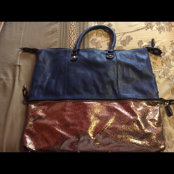 Handbags - Gorgeous Handbag