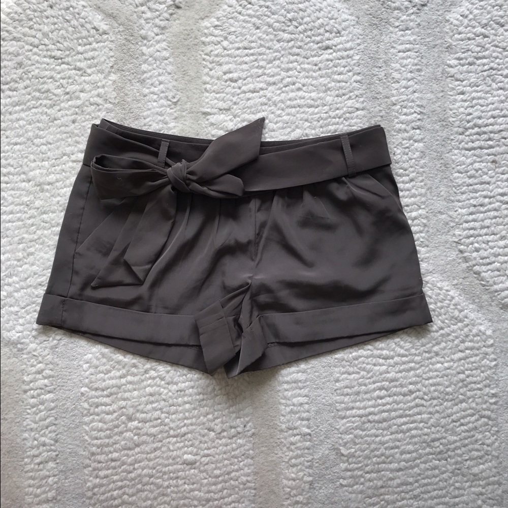 Silky shorts in dark taupe