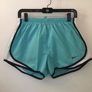 Nike FIT DRY Running Shorts