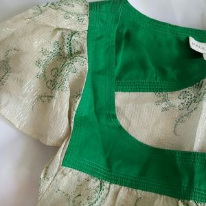 Beautiful top size 6