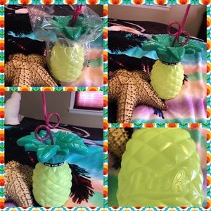 BNIP Pink Victoria'sSecret Colada Pineapple Cup