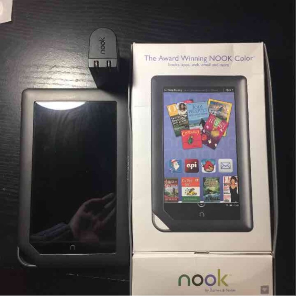 Nook color by Barnes & Noble