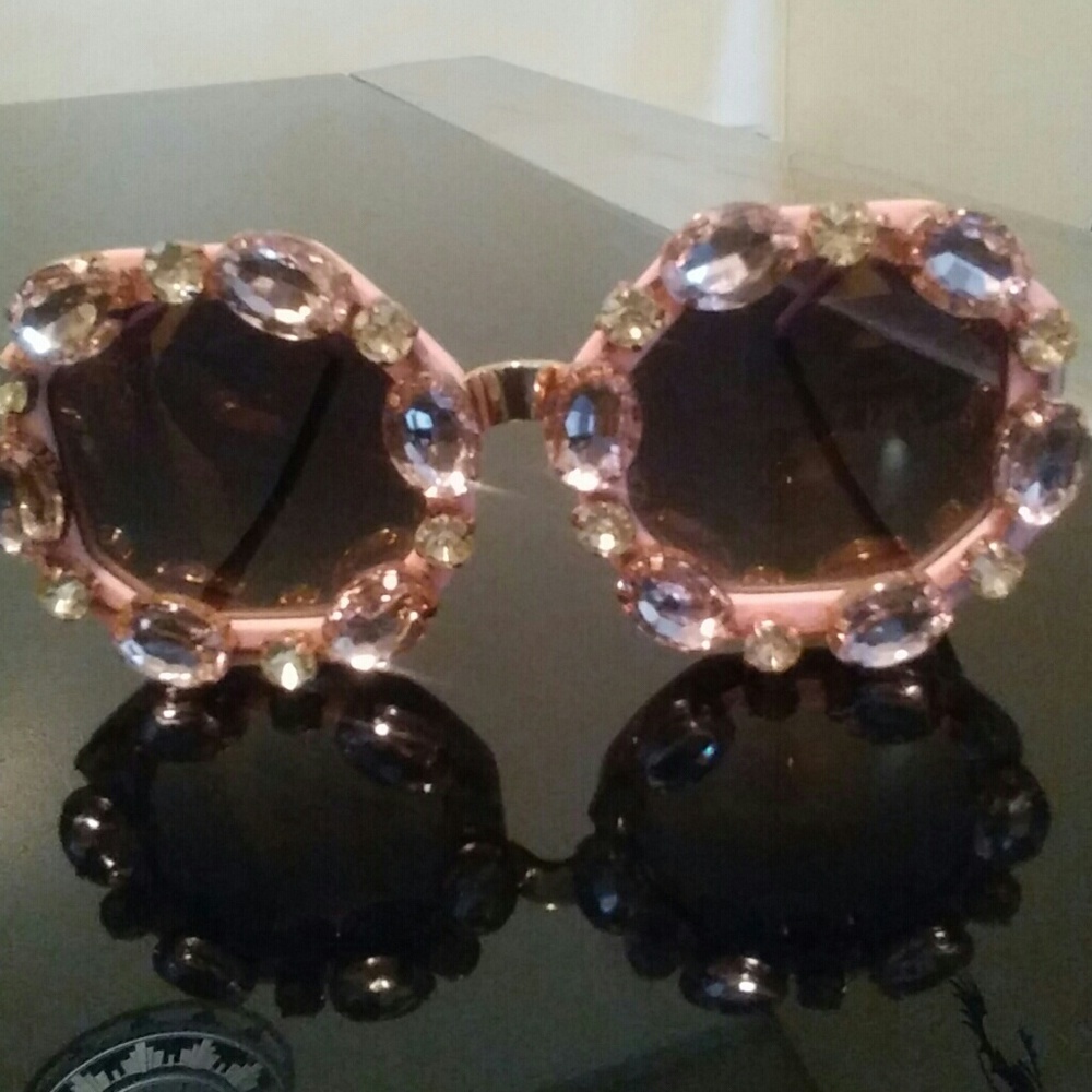 Custom made sunglasses