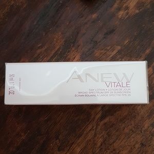 Anew Vitale  day lotion  SPF  25