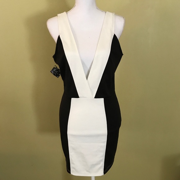 Black and white mini dress - Picture 2 of 3