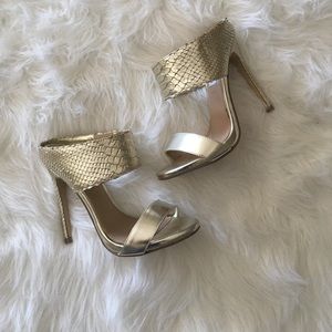 Steve Madden Gold Heels