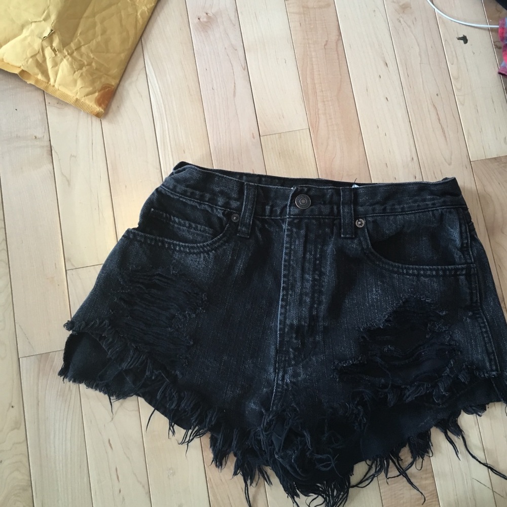 black high rise abercrombie shorts