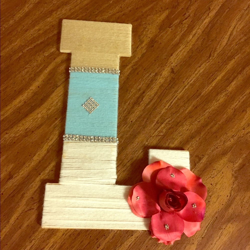 LETTER L DECOR