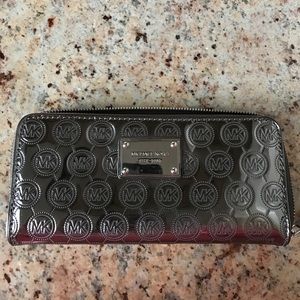 Michael Kors silver wallet