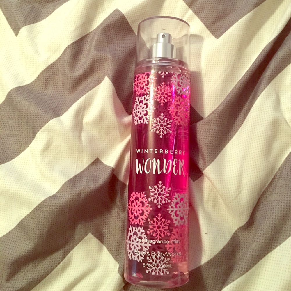 Bath and body works Winter WonderBerry Mist