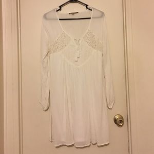 Bohemian Style White Long Sleeve Dress