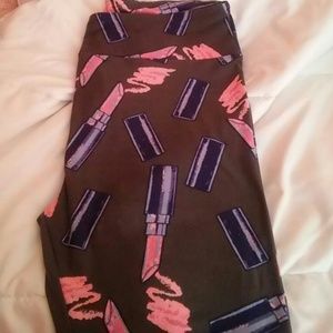 Brand new without tags Lularoe TC LEGGINGS