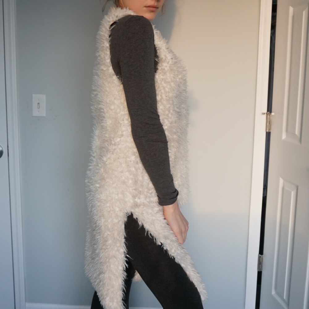 Urban Outfitter Long Fleece Vest