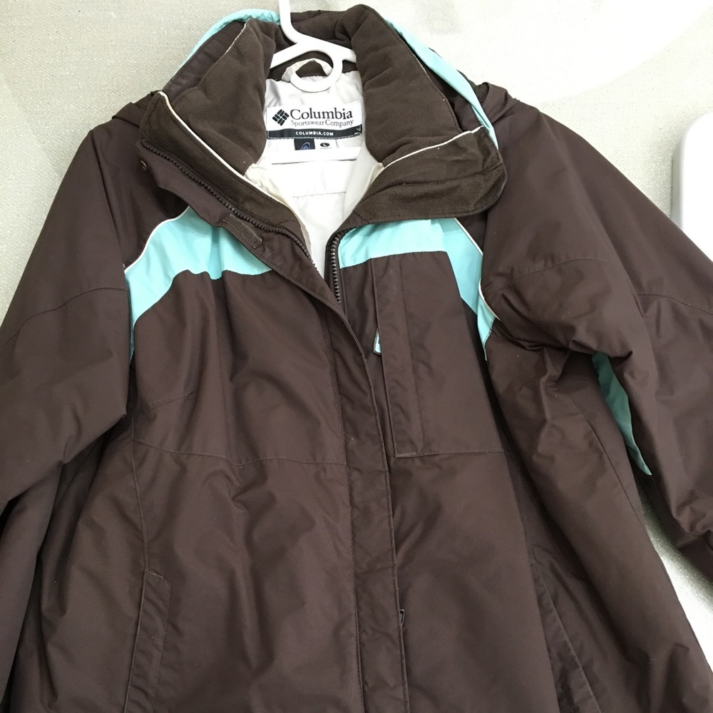 Women's Columbia Winter Coat - gently used.
