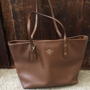 Coach tote