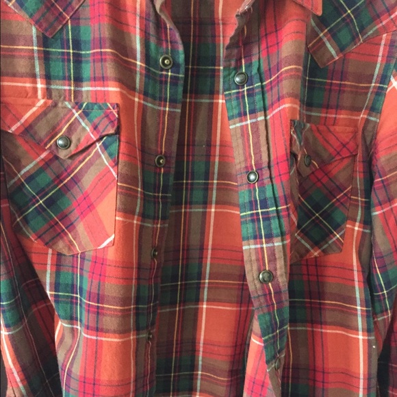 Ralph Lauren snap flannel. Fitted. Size 6 - Picture 3 of 4