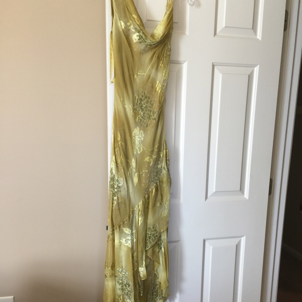 Cache dress
