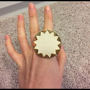 House of Harlow 1960 sunburst cocktail ring