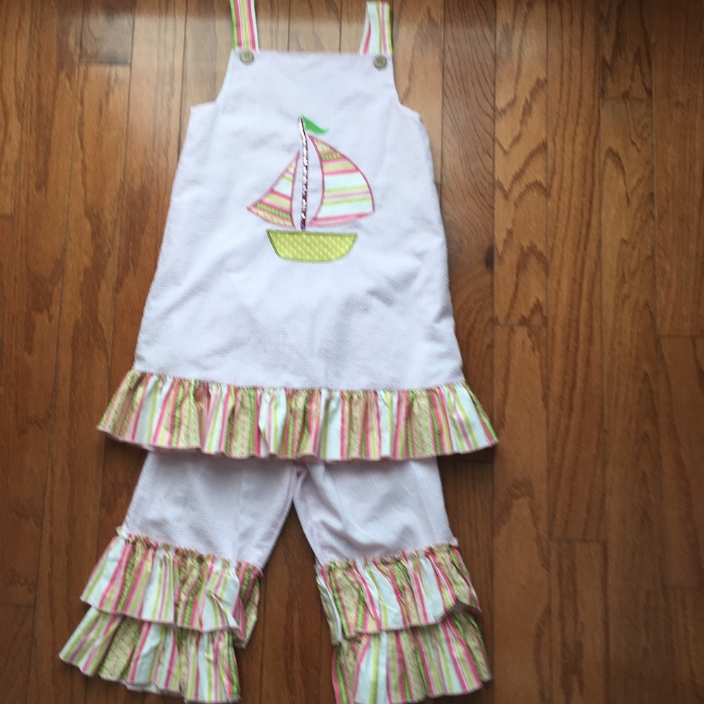 LaJenns pink seersucker sailboat set