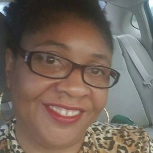 Meet your Posher, Cleola