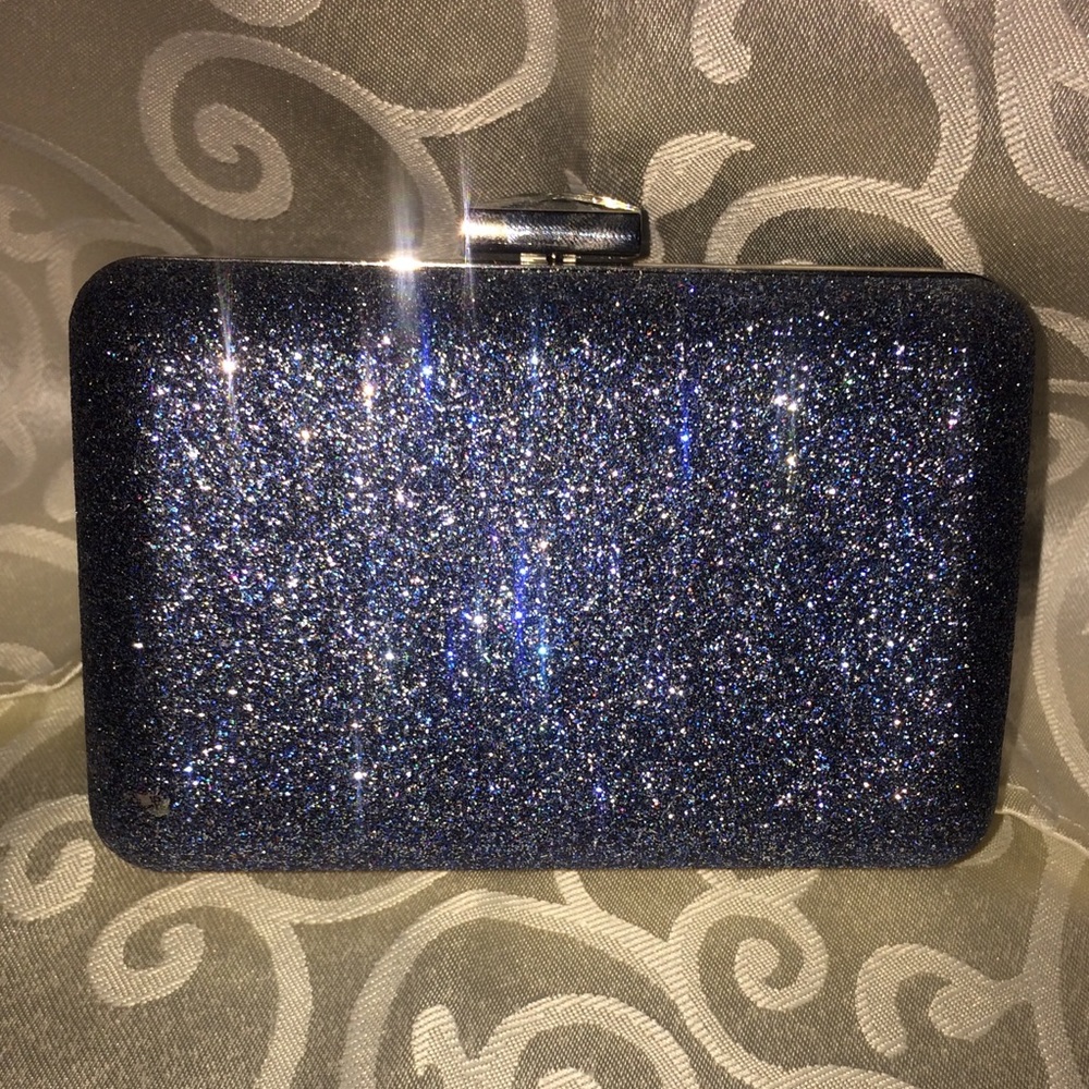 CLASSY VINTAGE BLUE CLUTCH