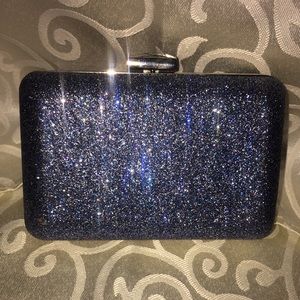 CLASSY VINTAGE BLUE CLUTCH