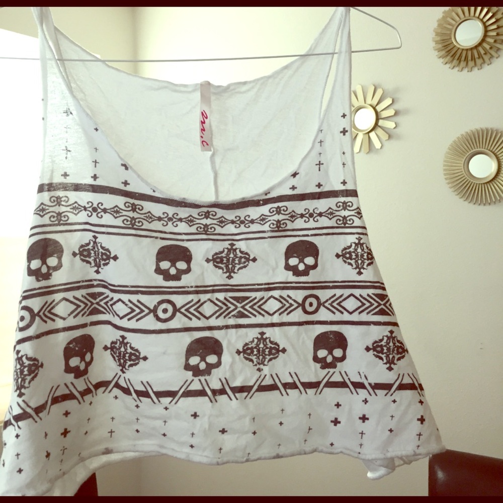 B&W cutout croptop!!!