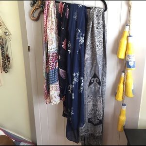 Assorted scarf/pashmina bundle