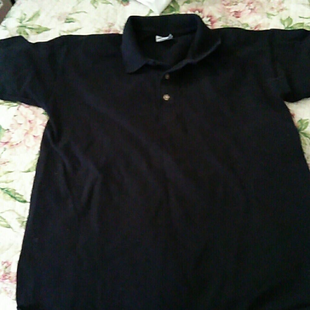 Black shirt
