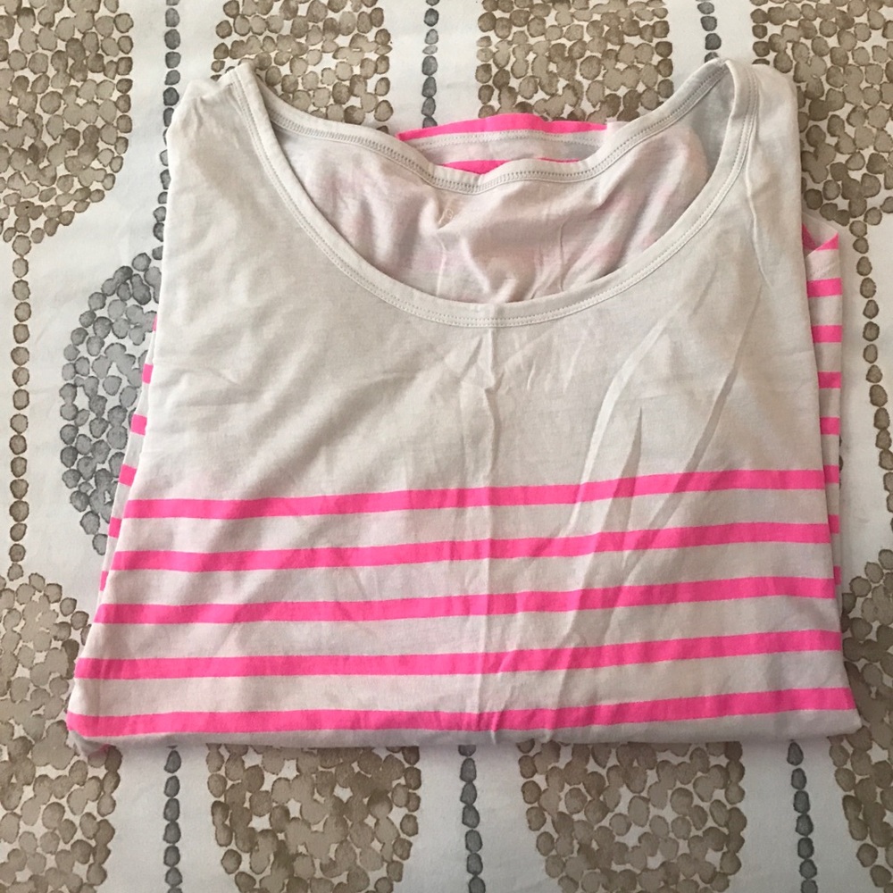 Gap quarter length sleeve shirt