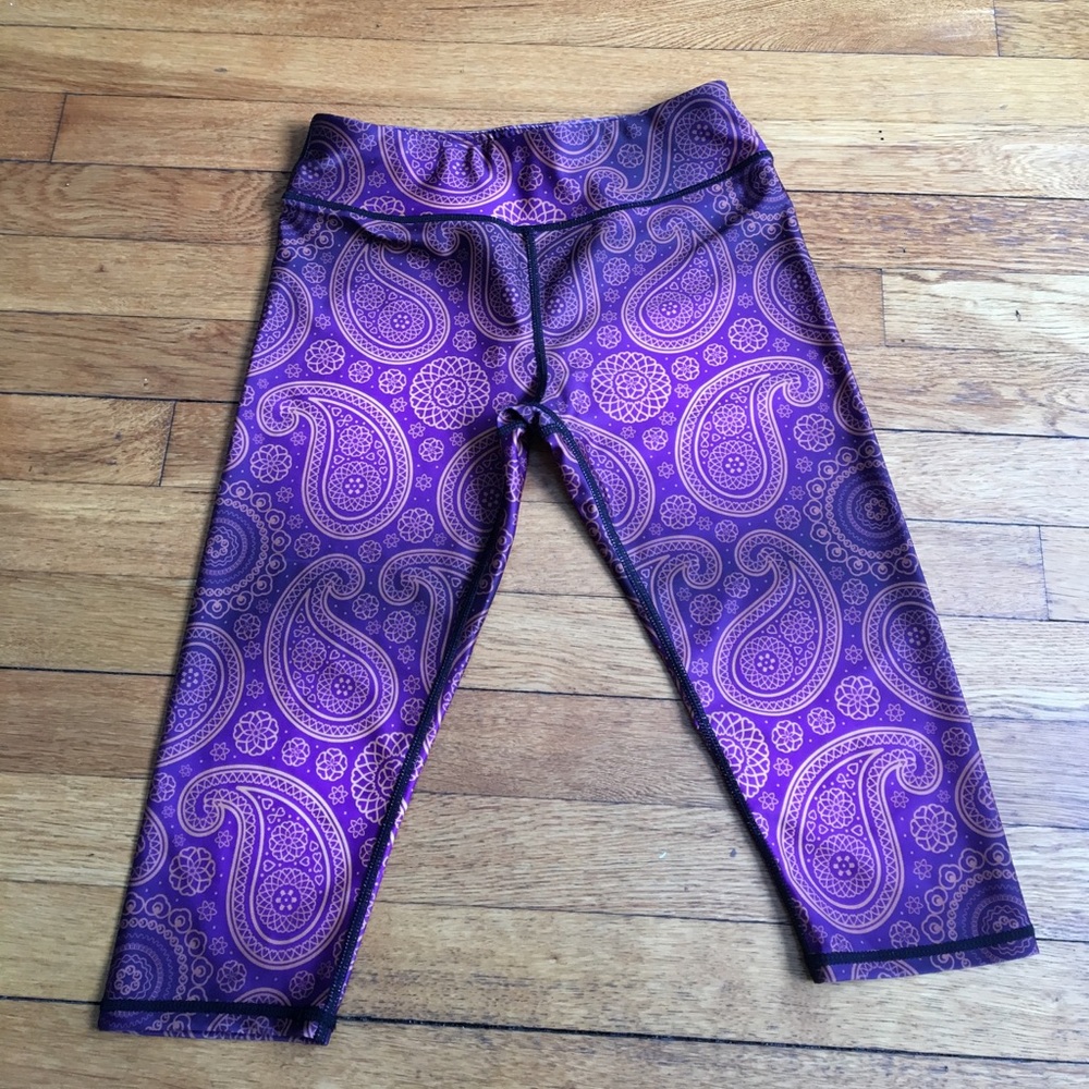Paisley print workout capris