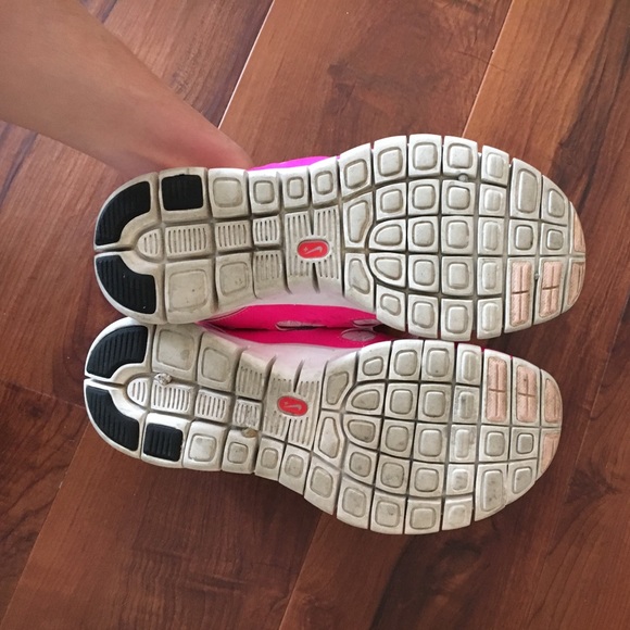 Pink Nike Frees - Picture 3 of 3