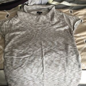 Maternity tops/blouses/dress/selling as lot