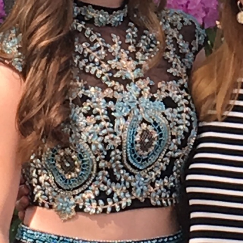 Size 8 Sherri Hill Prom dress