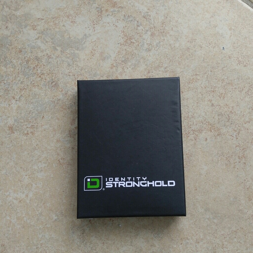 Secure wallet for identity prevention