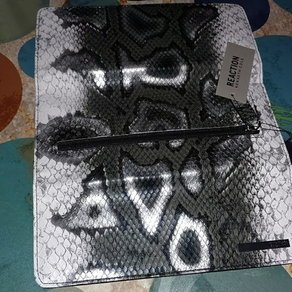 KC wallet with coin purse - Picture 4 of 4