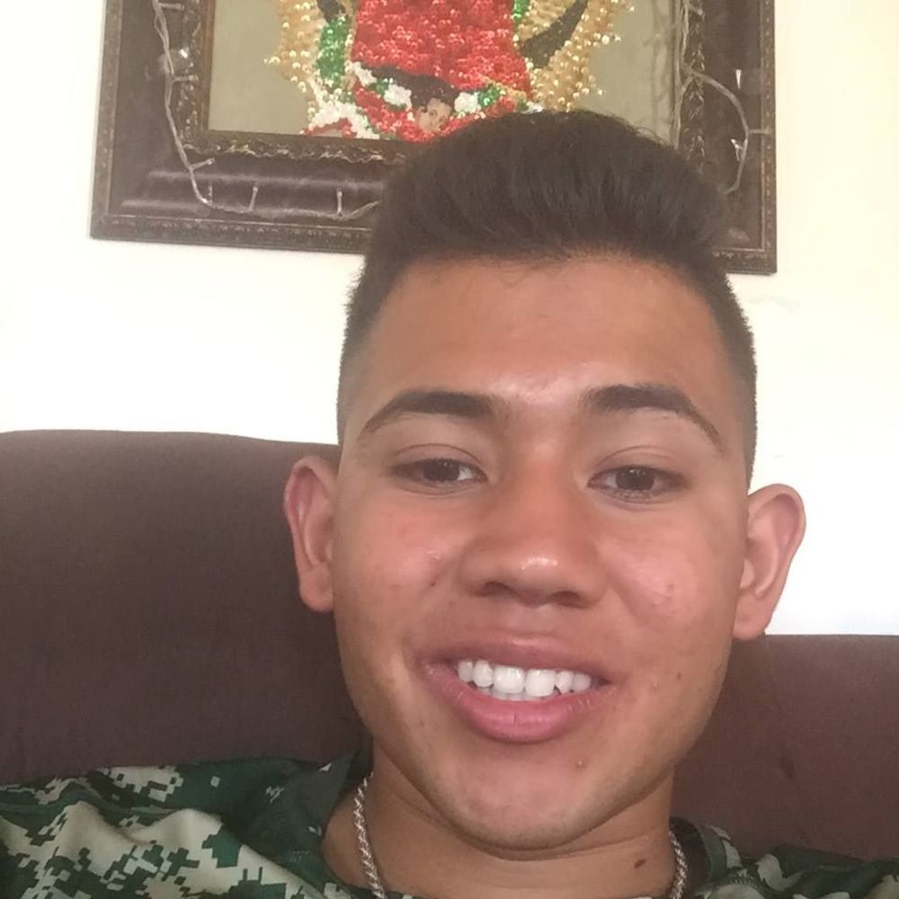 Meet your Posher, Alexander