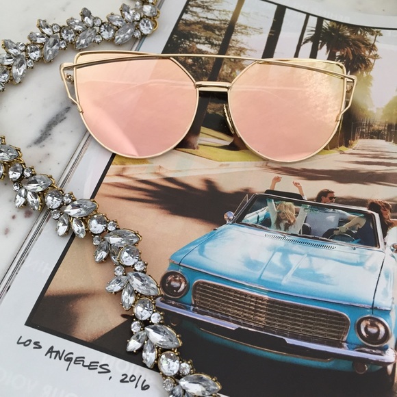 "Natalie" Sunglasses || Rose Gold Mirror Cat Eye 2 - Picture 2 of 8