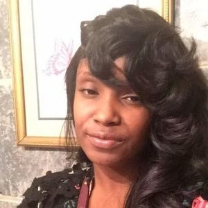 Meet your Posher, Myra