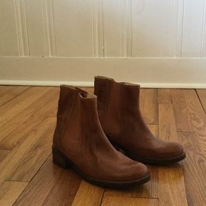 L. L. Bean Chelsea Leather Boots