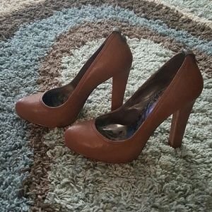 Dolce Vita pumps