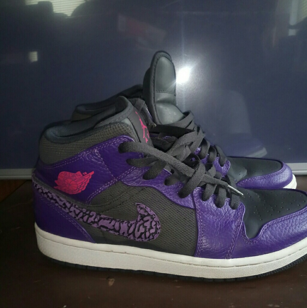 Jordan #1's with T-shirt to match