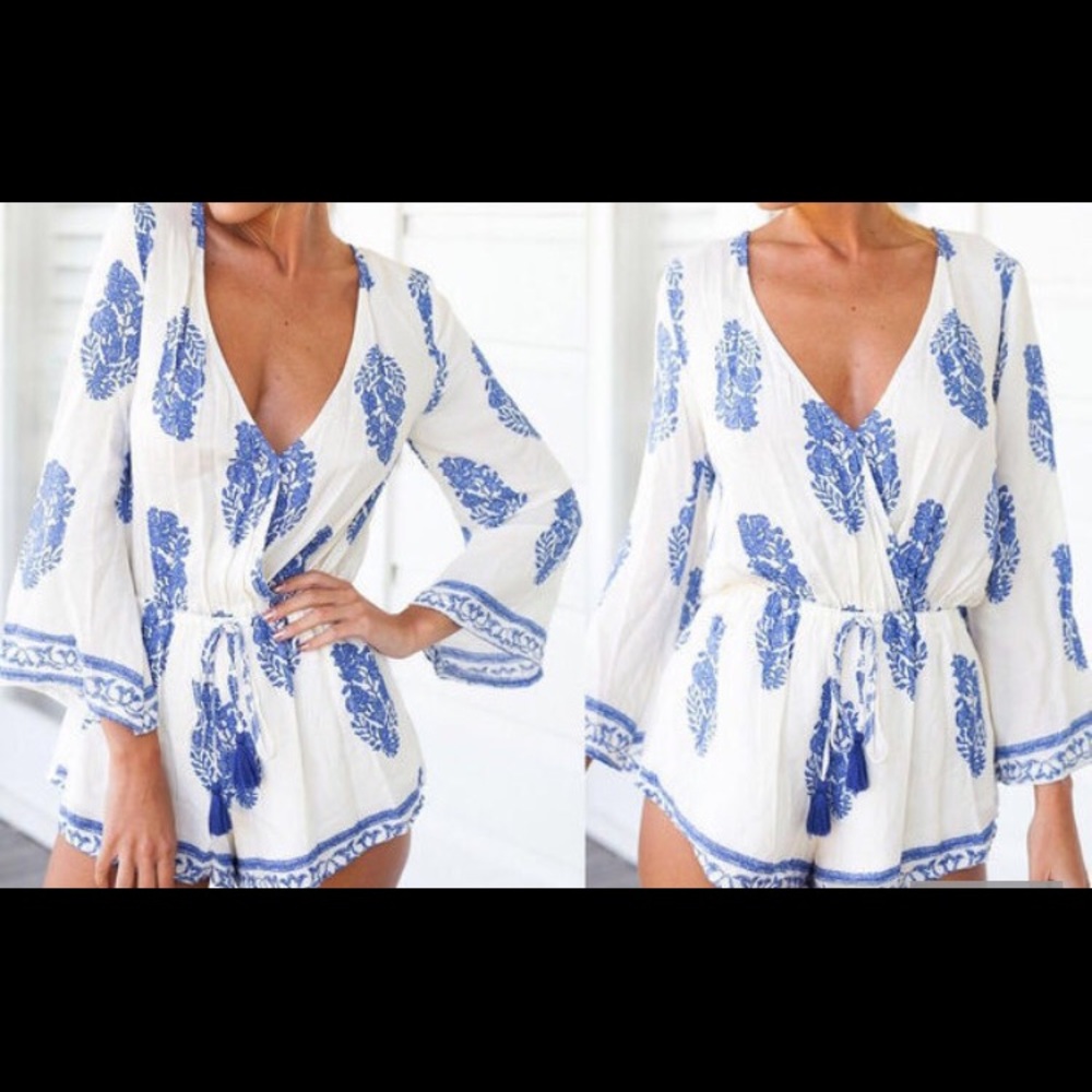 Blue & white pattern romper