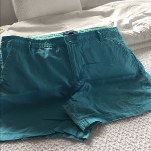 Bandolino linen shorts