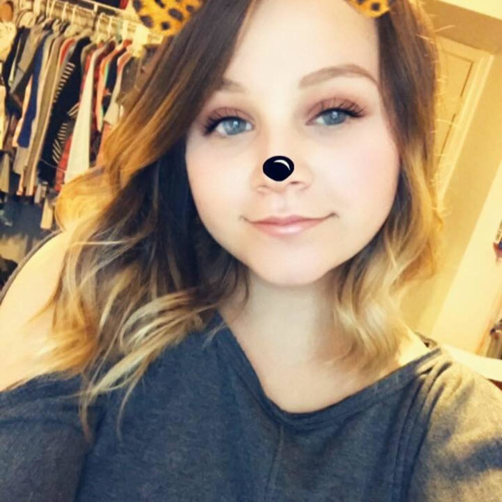 Meet your Posher, Shelbee