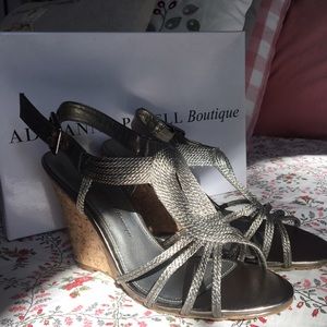 Brand new metallic rope wedge with cork wedge