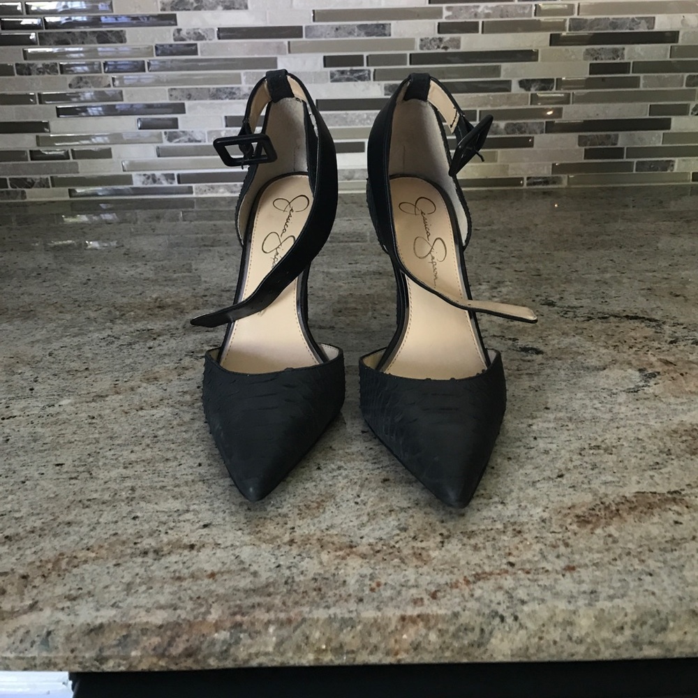 Jessica Simpson heels